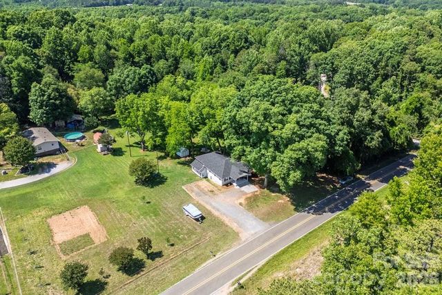 3407 Ratchford Drive, Gastonia, NC 28056