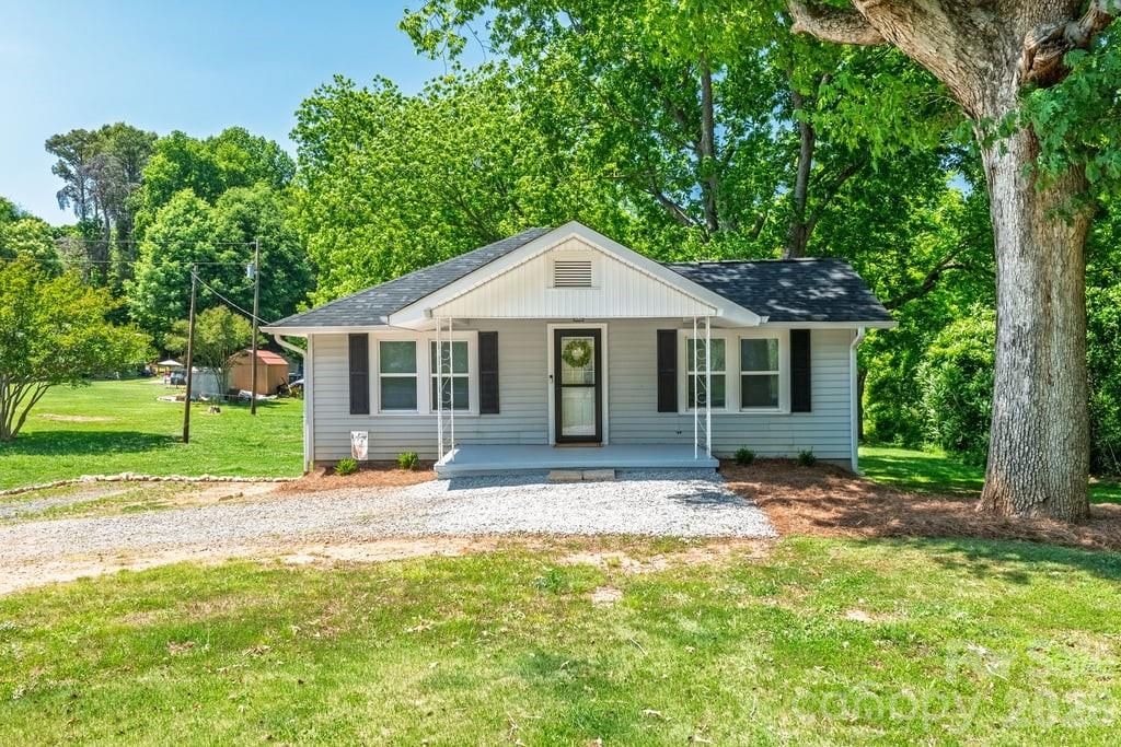 3407 Ratchford Drive, Gastonia, NC 28056