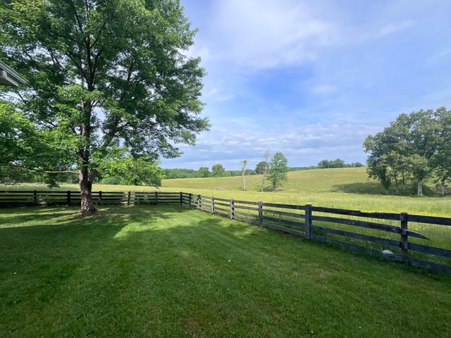 2800 W KY-204, Williamsburg, KY 40769