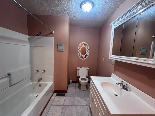 2800 W KY-204, Williamsburg, KY 40769