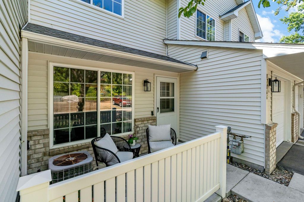 8706 Quarry Ridge Lane G, Woodbury, MN 55125 — photo 2