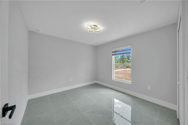 2801 42nd ST W, Lehigh Acres, FL 33971