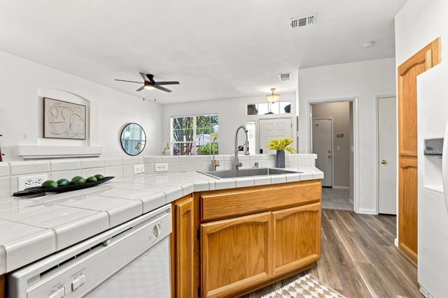 9305 Rose Parade Way, Sacramento, CA 95826