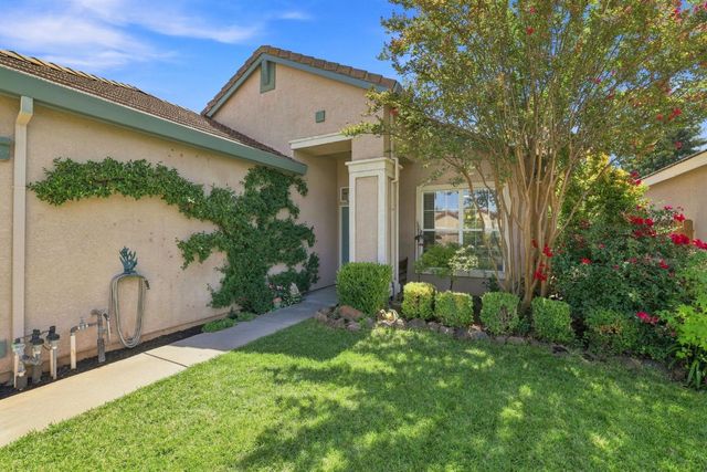 9305 Rose Parade Way, Sacramento, CA 95826