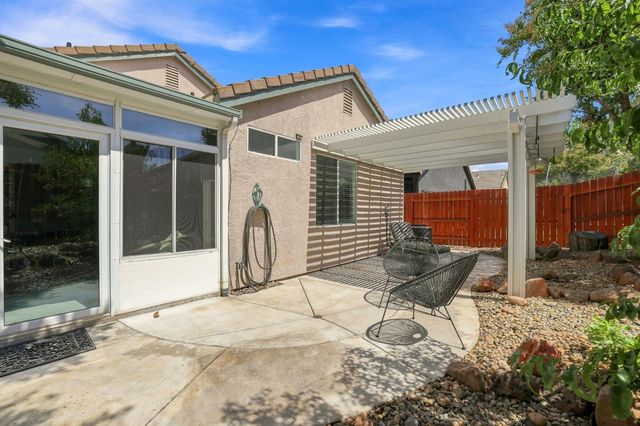 9305 Rose Parade Way, Sacramento, CA 95826