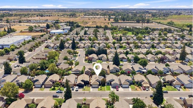 9305 Rose Parade Way, Sacramento, CA 95826