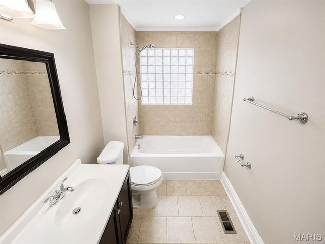 5138 Waterman Boulevard, St Louis, MO 63108