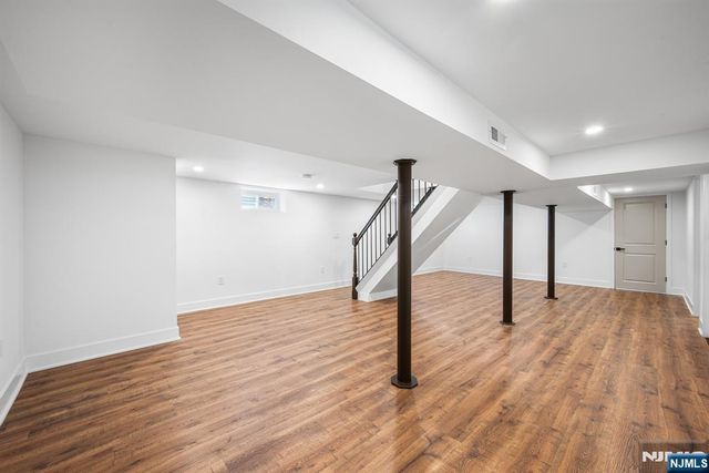 15 Dunkerly Street, Totowa, NJ 07512