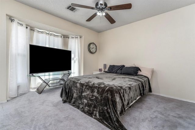 203 Hillside Drive, Kennedale, TX 76060