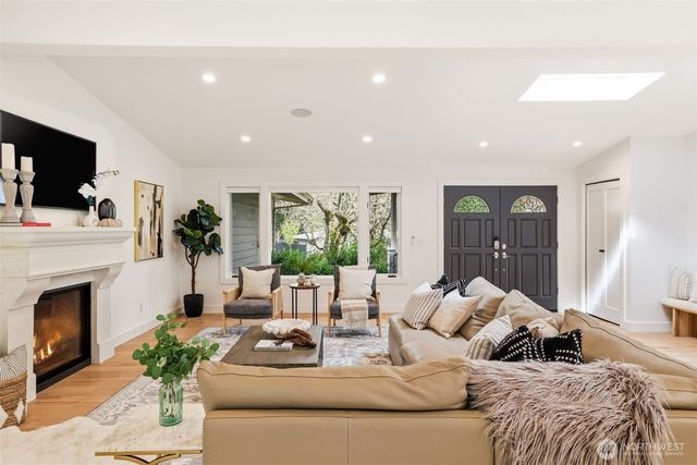 2506 159th Avenue SE, Bellevue, WA 98008