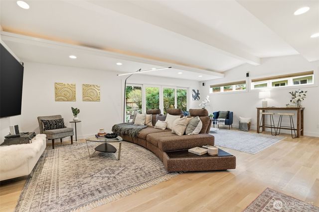 2506 159th Avenue SE, Bellevue, WA 98008