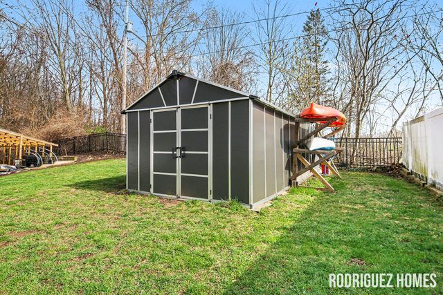 433 Dolphin Street, Caledonia, MI 49316