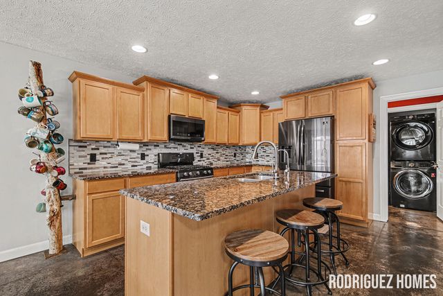 433 Dolphin Street, Caledonia, MI 49316