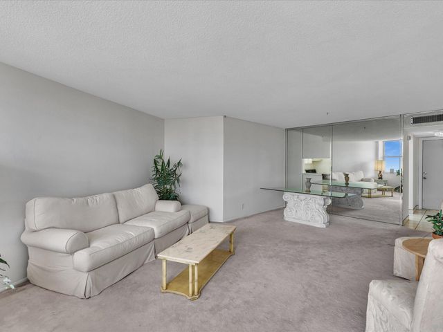 301 N Ocean Boulevard 407, Pompano Beach, FL 33062