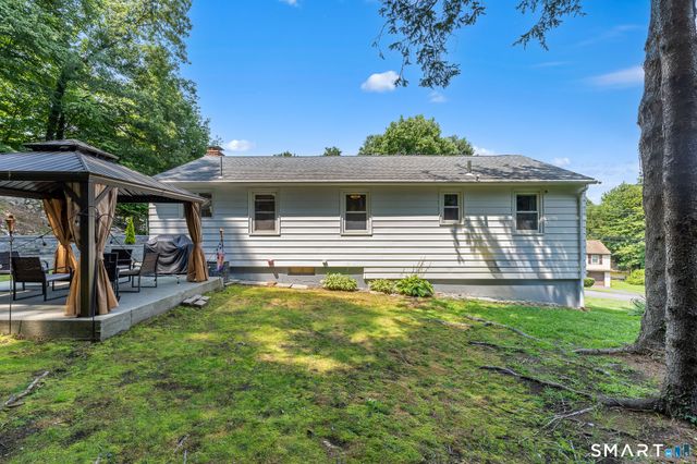 111 Juniper Ridge Drive, Waterbury, CT 06708