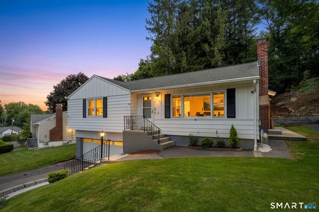 111 Juniper Ridge Drive, Waterbury, CT 06708