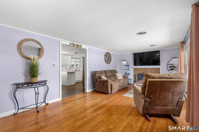 111 Juniper Ridge Drive, Waterbury, CT 06708