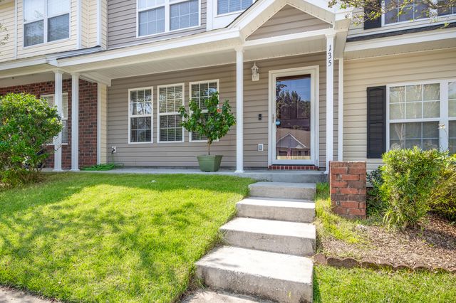 135 Brockman Way, Goose Creek, SC 29445