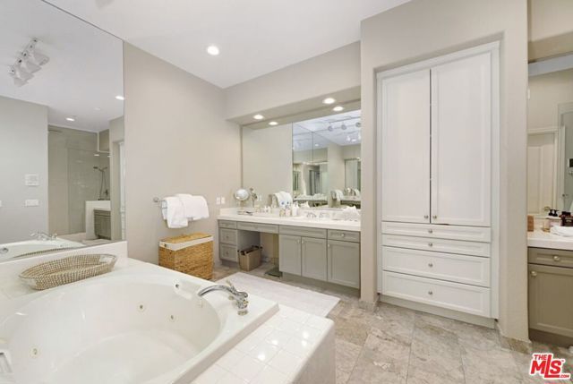 718 Palisades Drive, Pacific Palisades (los Angeles), CA 90272