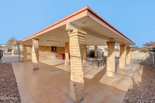 9408 LE SABRE Lane, El Paso, TX 79907