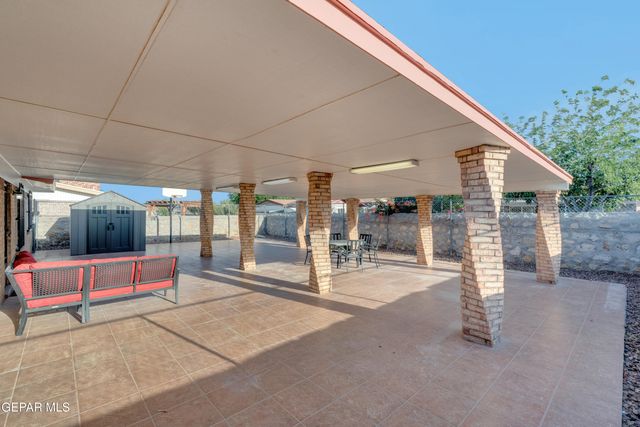 9408 LE SABRE Lane, El Paso, TX 79907