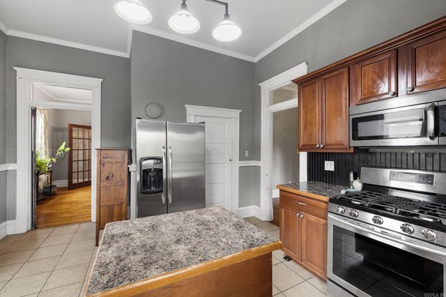 211 Barton Street, Little Rock, AR 72205