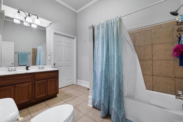 211 Barton Street, Little Rock, AR 72205