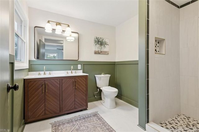 2201 Laguard DR, Hampton, VA 23661