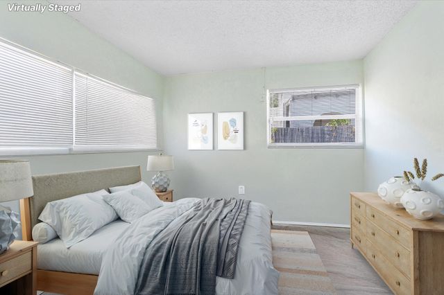 815 30th Court, West Palm Beach, FL 33407