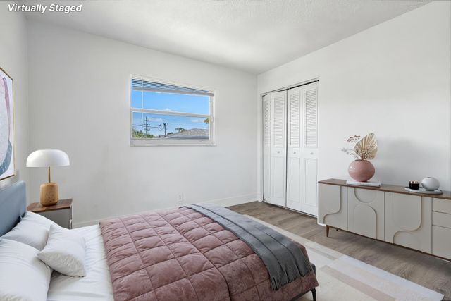 815 30th Court, West Palm Beach, FL 33407
