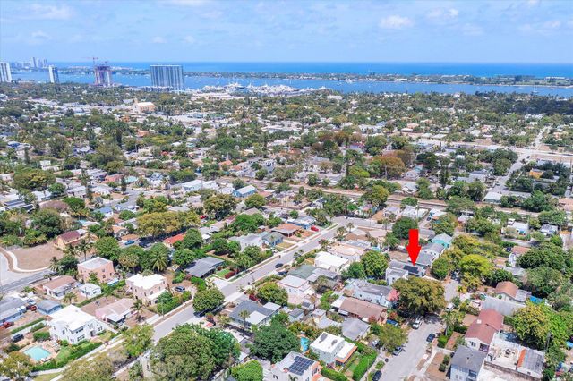 815 30th Court, West Palm Beach, FL 33407