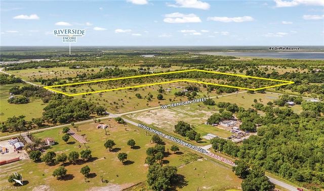 SW Jernigan ST, Arcadia, FL 34266
