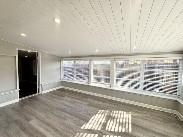 3913 S SHADE AVENUE, Sarasota, FL 34231