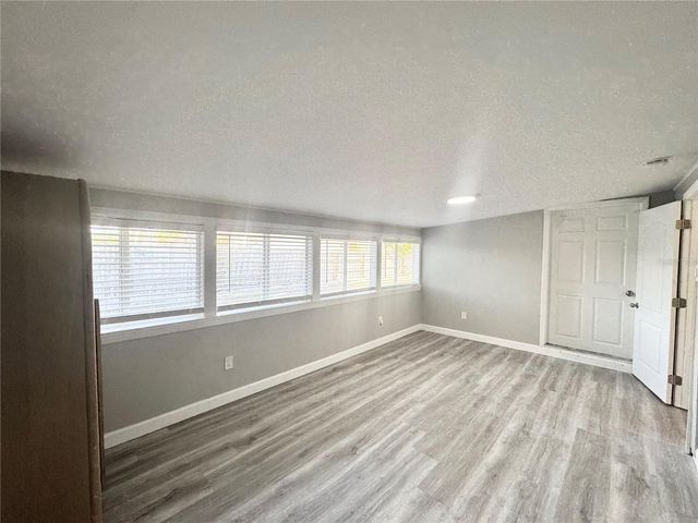 3913 S SHADE AVENUE, Sarasota, FL 34231