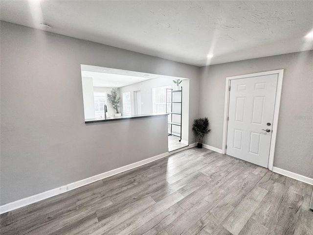 3913 S SHADE AVENUE, Sarasota, FL 34231