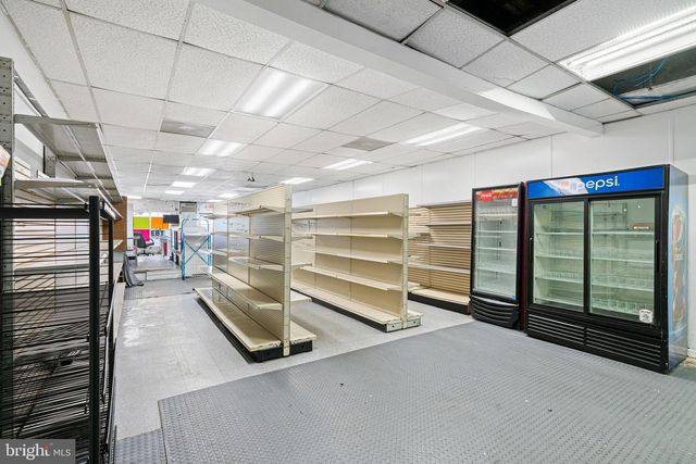 942 MARKET ST, Marcus Hook, PA 19061