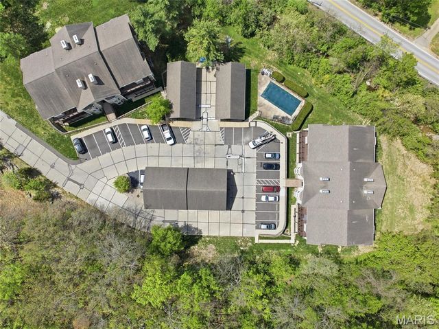 4501 Eli Drive G, St Louis, MO 63128