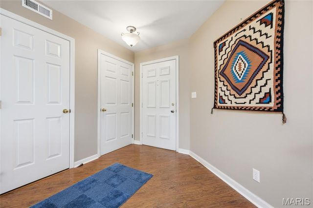 4501 Eli Drive G, St Louis, MO 63128