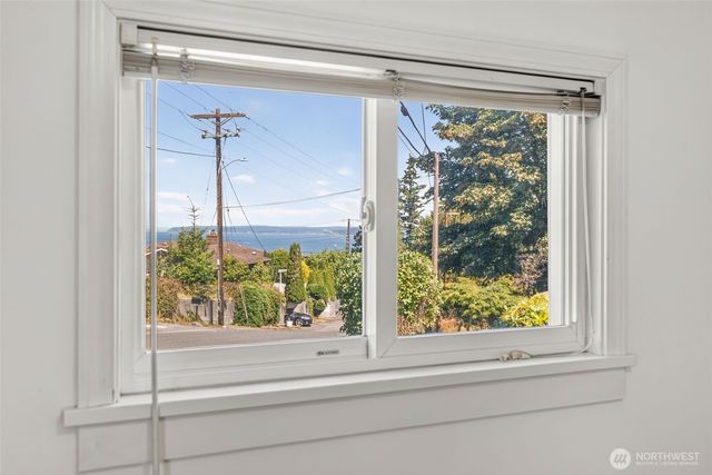 4417 Seahurst Avenue, Everett, WA 98203
