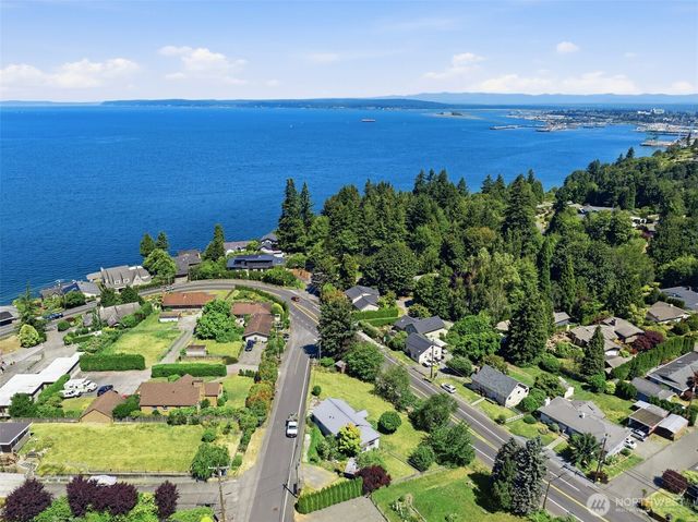 4417 Seahurst Avenue, Everett, WA 98203