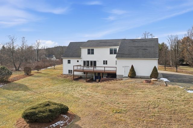 1070 Glendale Road, Wilbraham, MA 01095