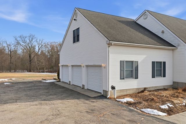 1070 Glendale Road, Wilbraham, MA 01095