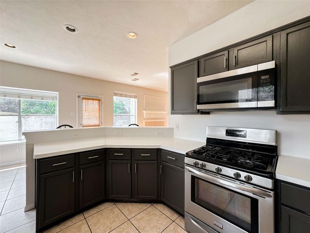 3015 Signal Hill Drive, Friendswood, TX 77546