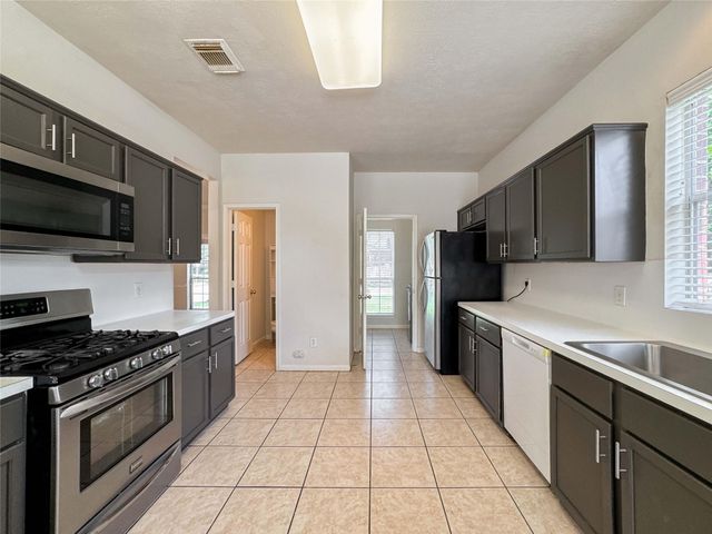 3015 Signal Hill Drive, Friendswood, TX 77546