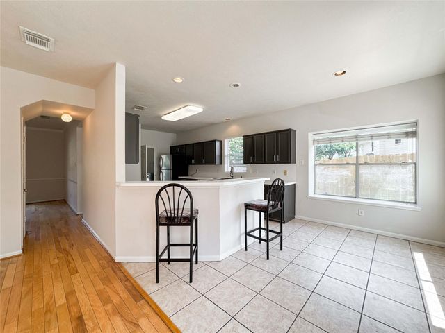 3015 Signal Hill Drive, Friendswood, TX 77546