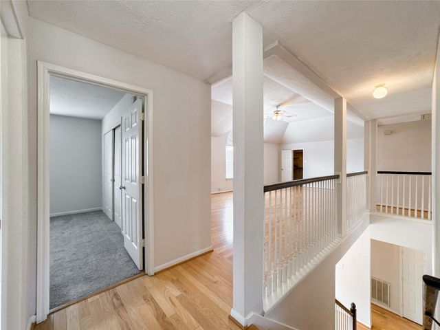 3015 Signal Hill Drive, Friendswood, TX 77546