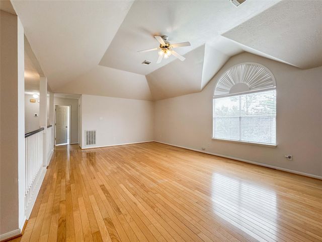 3015 Signal Hill Drive, Friendswood, TX 77546