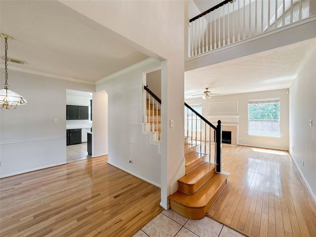 3015 Signal Hill Drive, Friendswood, TX 77546