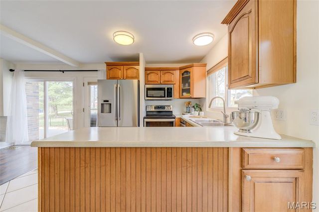 323 Chipley Circle, Ballwin, MO 63011