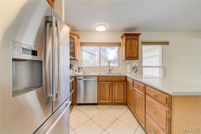 323 Chipley Circle, Ballwin, MO 63011